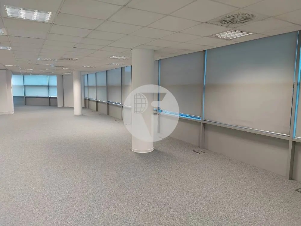 Avinguda del Maresme, Badalona, Barcelona for lease Interior Photo- Image 1 of 10