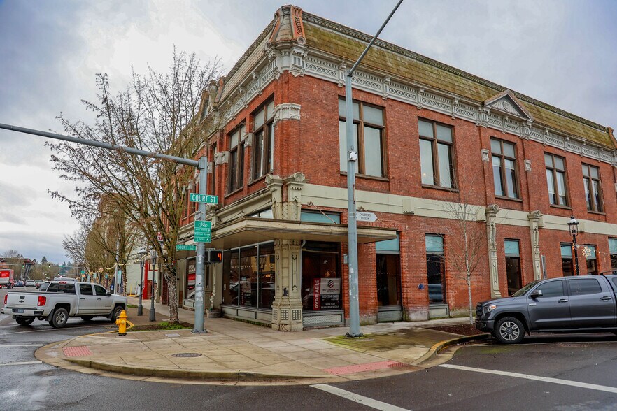 179-195 Commercial St NE, Salem, OR à louer - Photo du bâtiment - Image 3 de 6