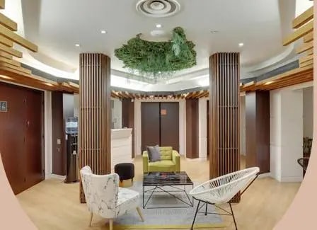 7 Rue De Chartres, Neuilly-sur-Seine for lease - Lobby - Image 3 of 6