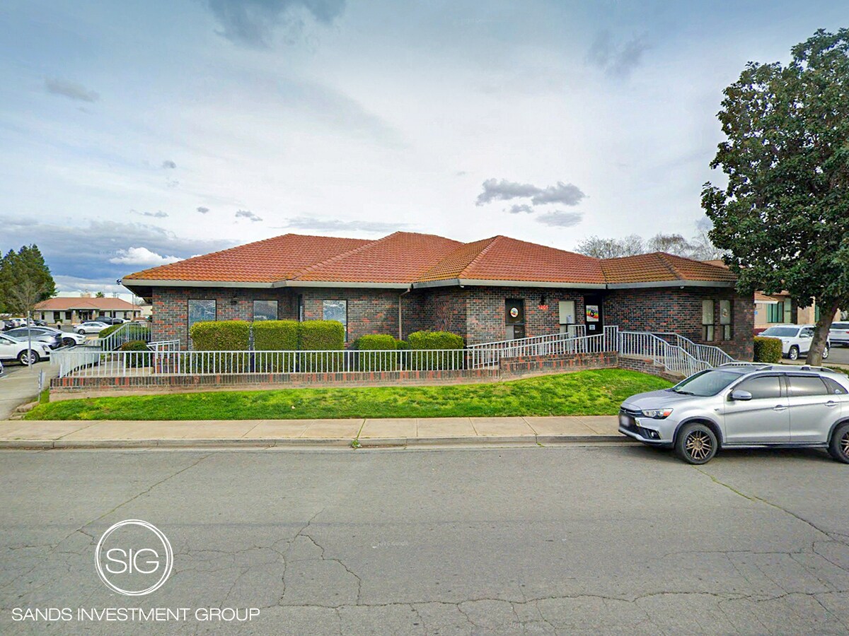 1215 Plumas St, Yuba City, CA à vendre Photo principale- Image 1 de 5
