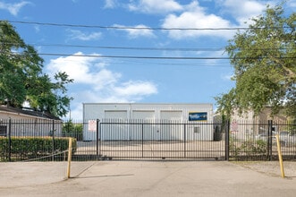 8621 Antelope Dr, Houston, TX for lease Interior Photo- Image 1 of 20