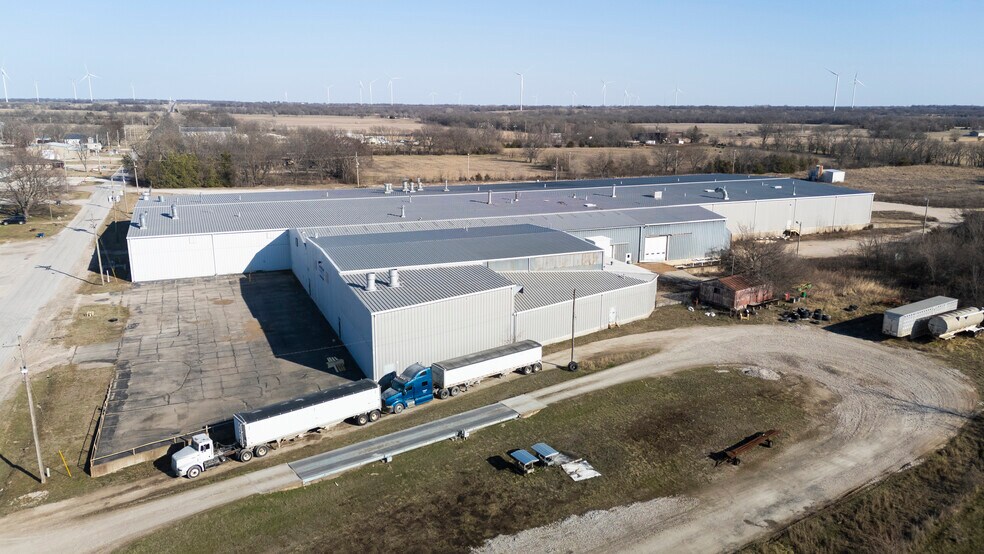 100 Center St, Galesburg, KS à vendre - Aérien - Image 3 de 14