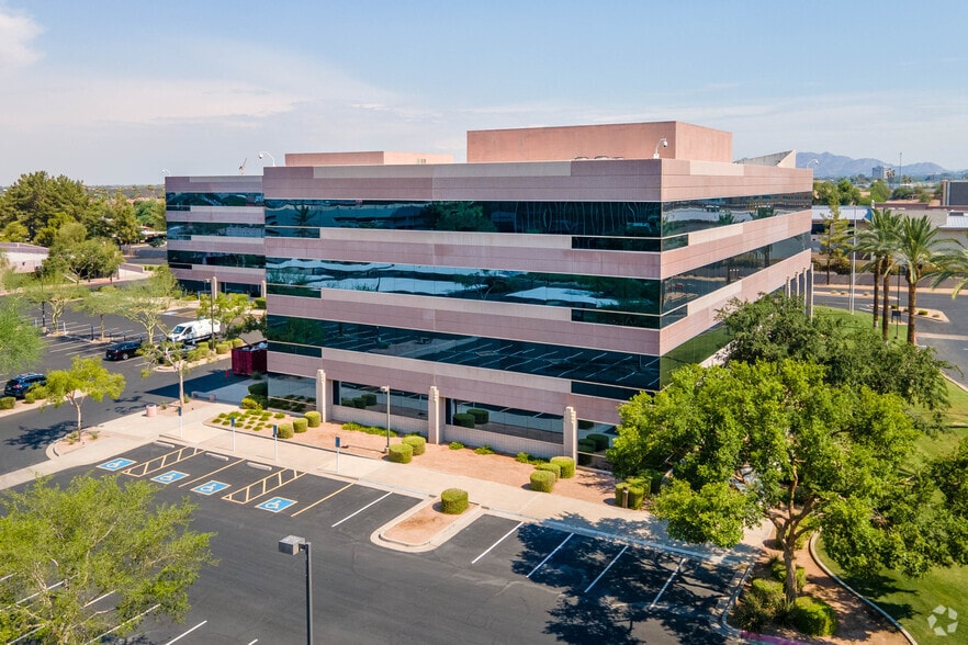 444 N 44th St, Phoenix, AZ for sale - Building Photo - Image 3 of 11