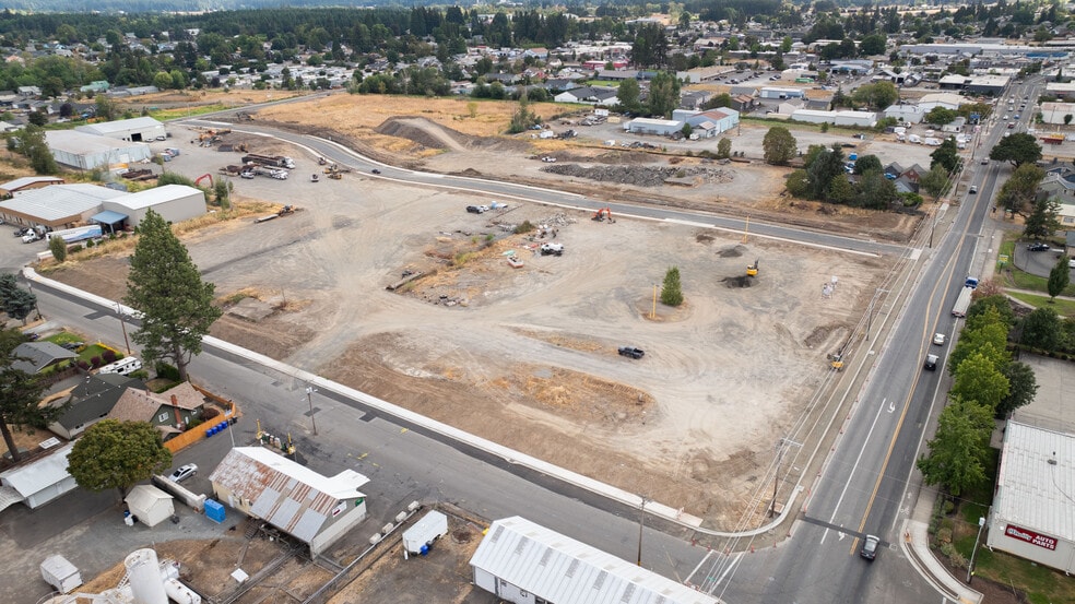 545 W Main St, Molalla, OR for sale - Building Photo - Image 3 of 5