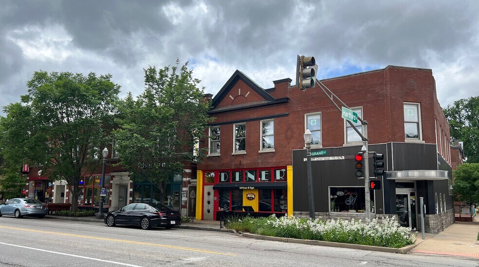 3137-3145 S Grand Blvd, Saint Louis, MO for lease - Building Photo - Image 1 of 2