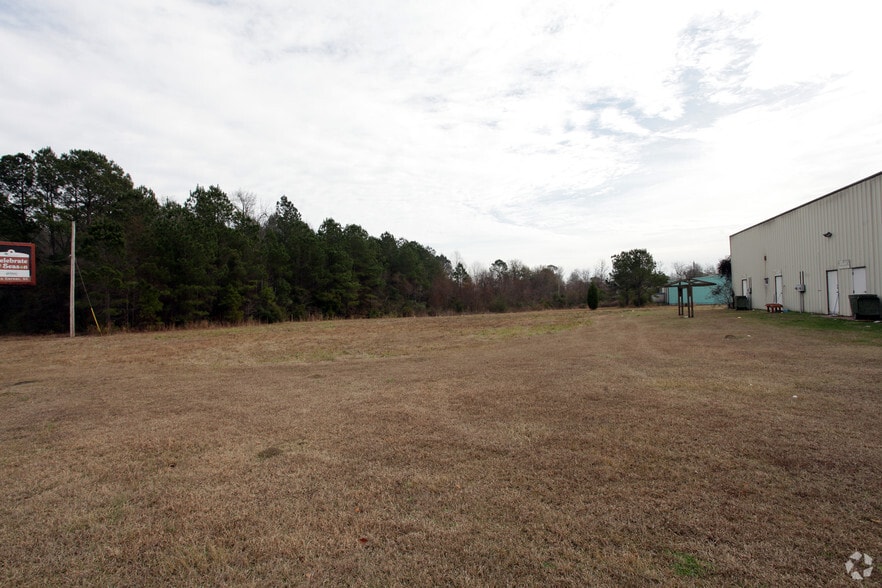 318 Rembert C Dennis Blvd, Moncks Corner, SC for sale - Primary Photo - Image 1 of 1