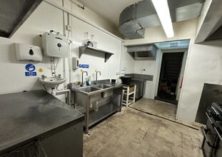 188 Charminster Rd, Bournemouth for lease Interior Photo- Image 2 of 2