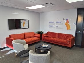 979 Av De Bourgogne, Québec, QC for lease Interior Photo- Image 2 of 4