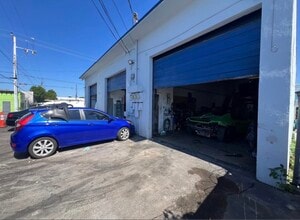 5790 Rodman St, Hollywood, FL for lease Interior Photo- Image 1 of 5
