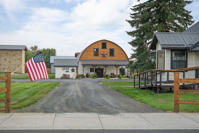 More details for 510 E Main Ave, Chewelah, WA - Specialty for Sale