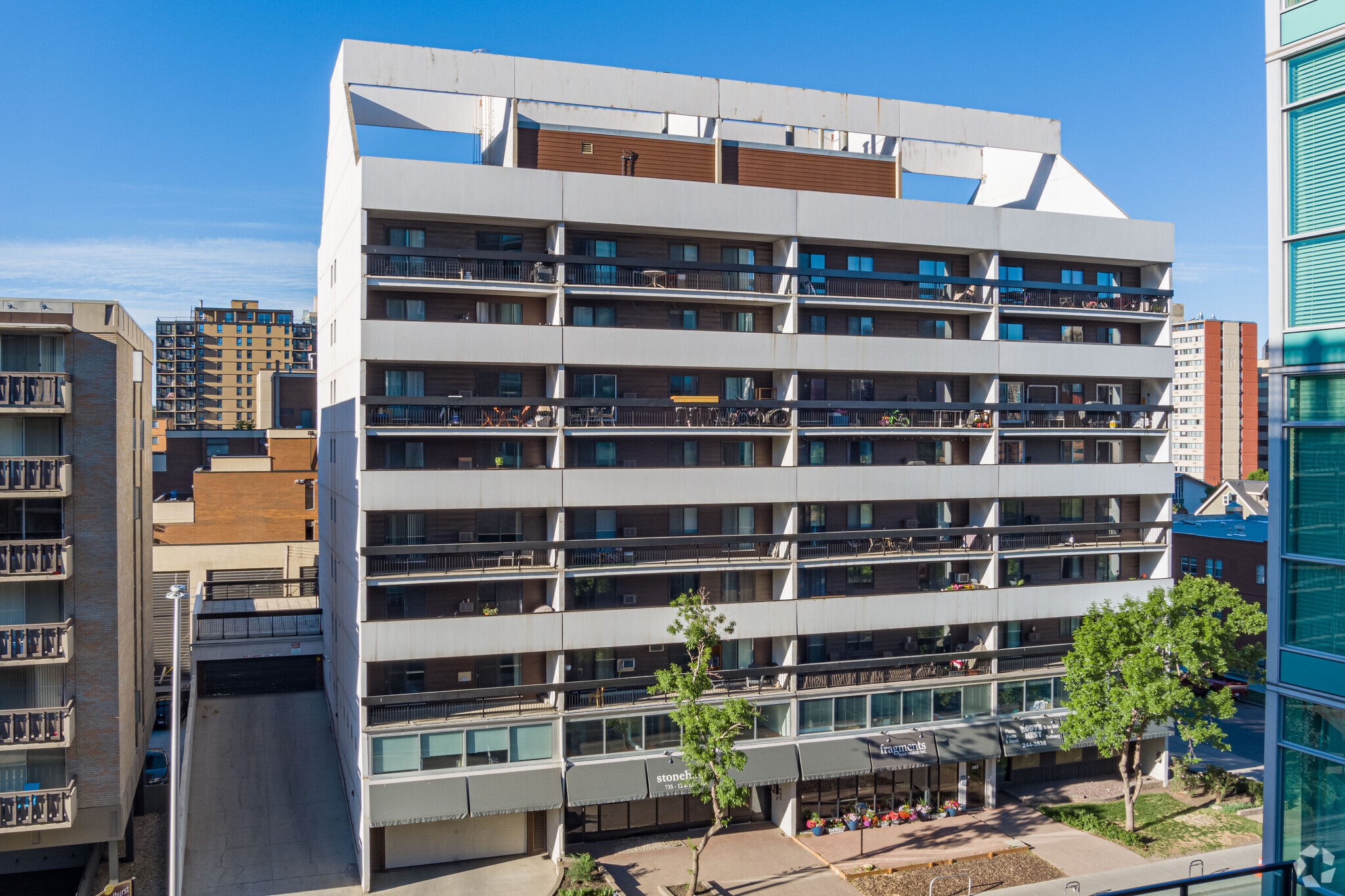 735 12th Ave SW, Calgary, AB à vendre Photo principale- Image 1 de 1