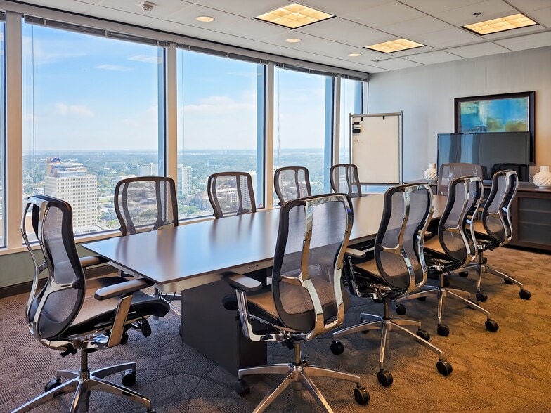 50 N Laura St, Jacksonville, FL à louer - Photo intérieure - Image 2 de 15