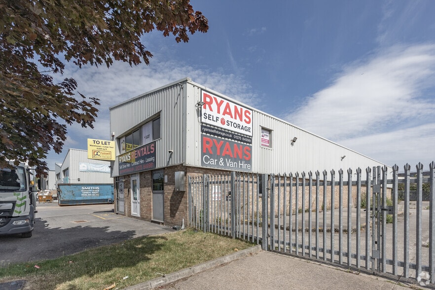 Old Mill Rd, Portishead for lease - Primary Photo - Image 2 of 4