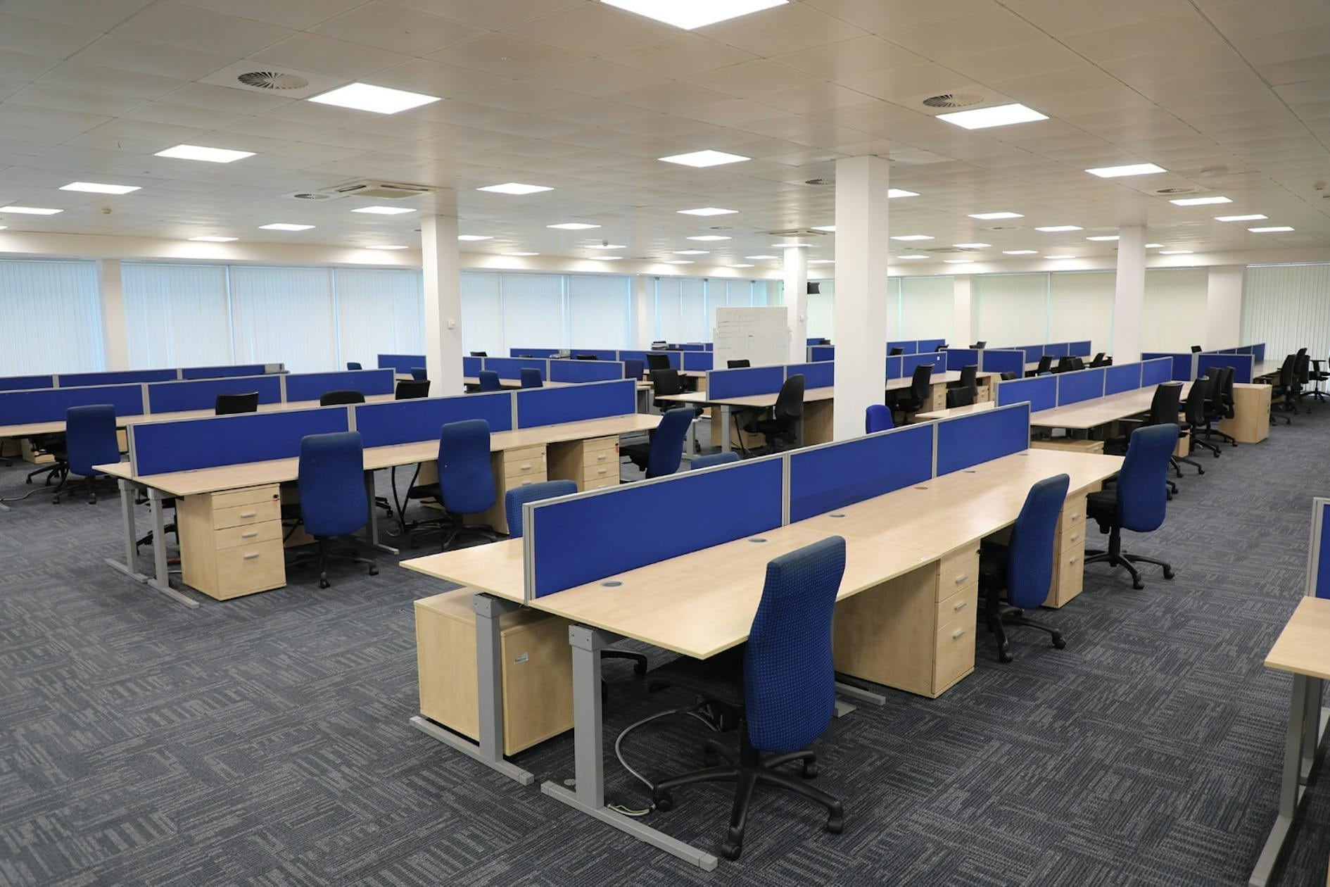 2 Millshaw Park Ln, Leeds for lease Interior Photo- Image 1 of 9