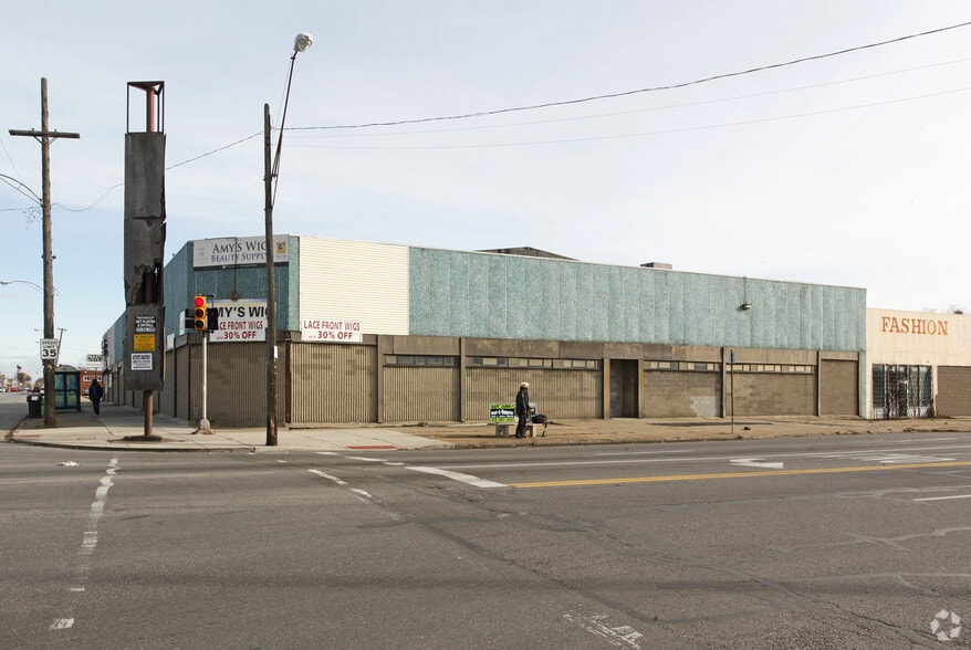13503-13505 W McNichols Rd, Detroit, MI for sale - Primary Photo - Image 1 of 2