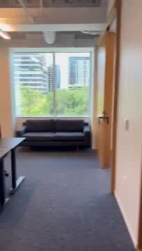 750 N Saint Paul St, Dallas, TX à louer - Vidéo sur l’inscription commerciale - Image 3 de 31