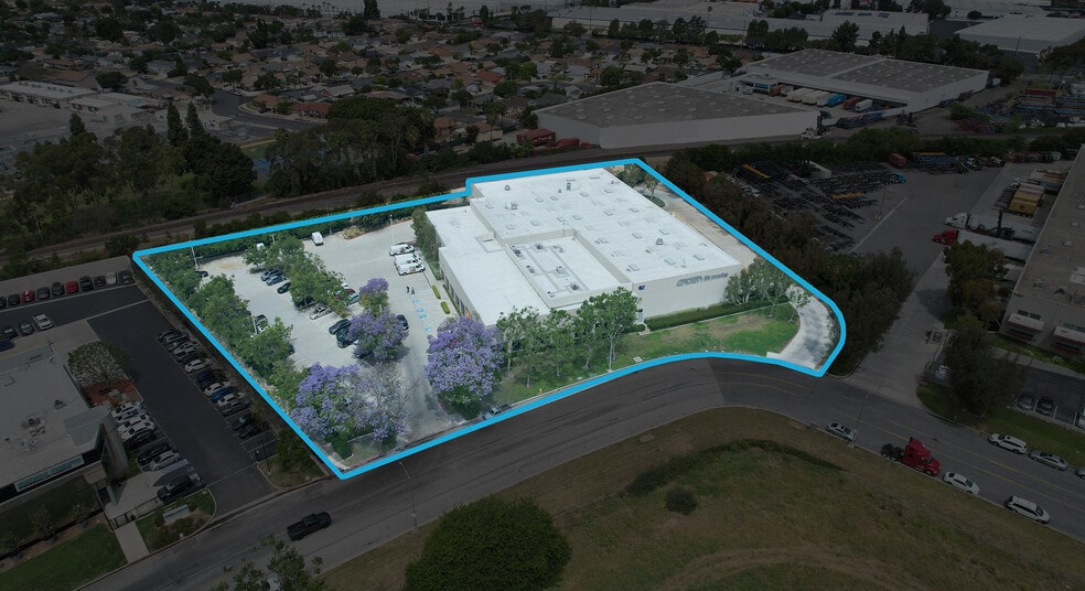 4061 Via Oro Ave, Long Beach, CA for sale - Aerial - Image 1 of 2