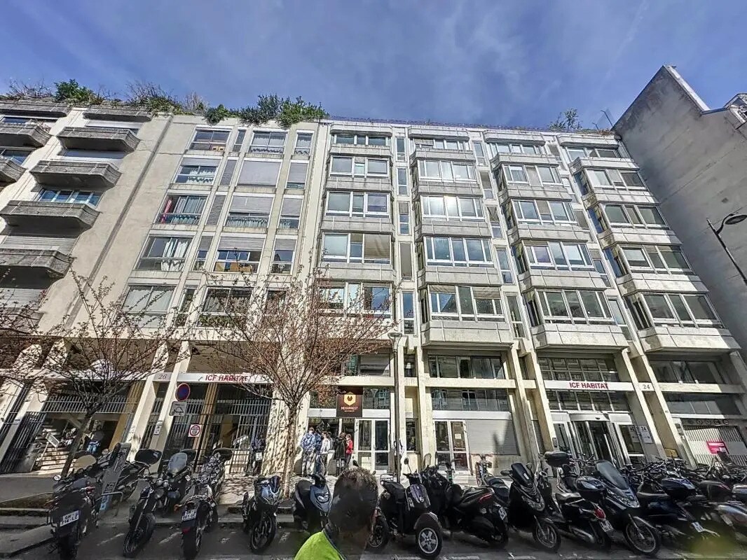 26 Rue De Paradis, Paris for sale Building Photo- Image 1 of 9