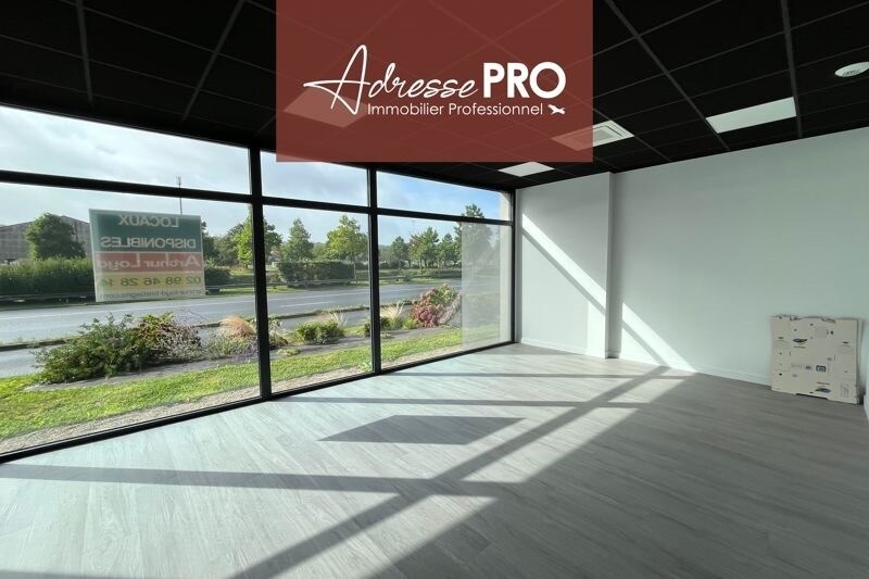 Retail in Landerneau for lease - Interior Photo - Image 3 of 4
