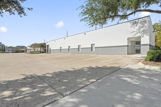 Plus de détails pour 3664 Walnut Bend Ln, Houston, TX - Local d'activités à louer
