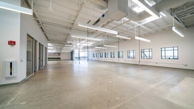 2400 Marine Ave, Redondo Beach, CA for lease Building Photo- Image 2 of 4