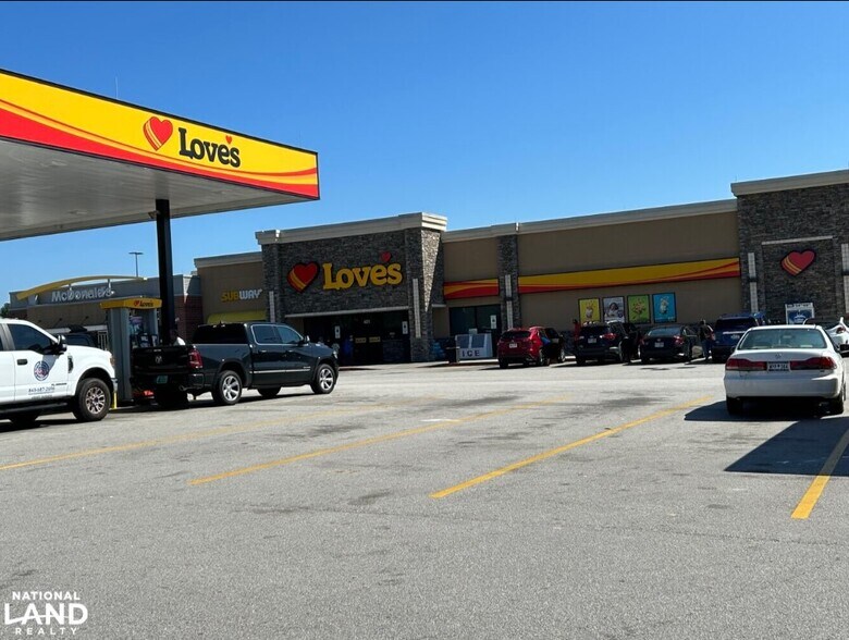 Bluff Blvd/ Exit 108 I-95, Summerton, SC for sale - Primary Photo - Image 1 of 14
