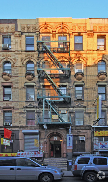 19 Eldridge St, New York, NY à louer - Photo du bâtiment - Image 3 de 4