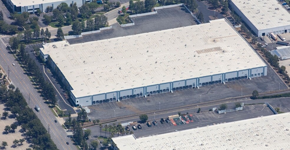 11754 Cabernet Dr, Fontana, CA for lease - Building Photo - Image 3 of 10