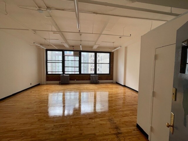 143 W 29th St, New York, NY for lease Interior Photo- Image 1 of 6
