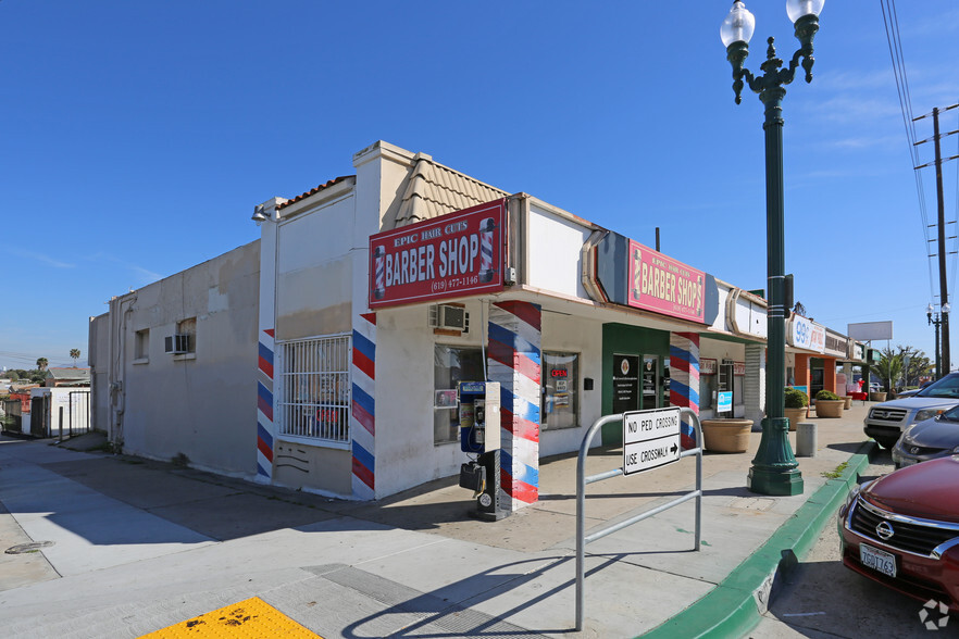 205-217 Highland Ave, National City, CA for sale - Primary Photo - Image 1 of 1