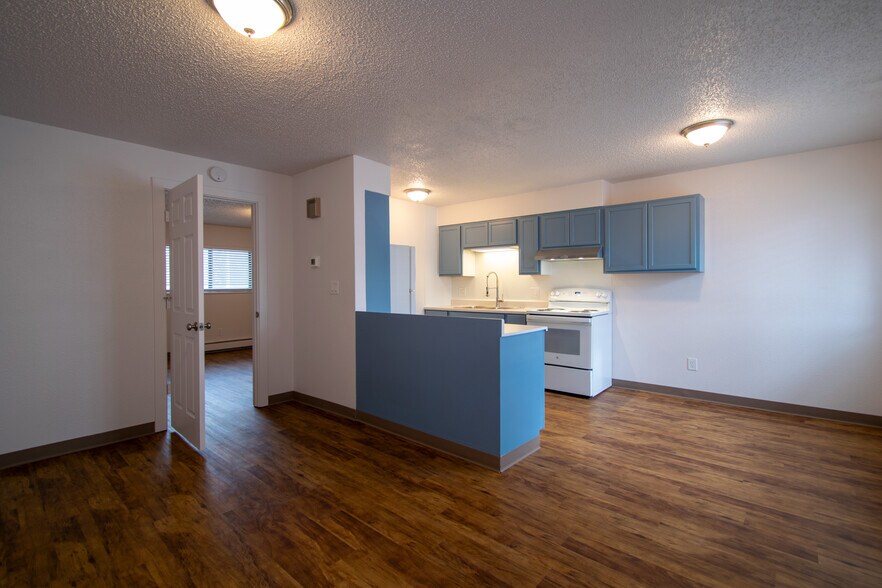 1428 S California Ave, Loveland, CO à vendre - Photo intérieure - Image 2 de 4