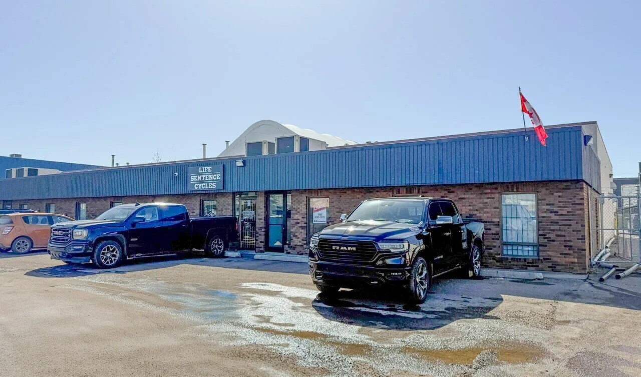 1201-1231 78 Av NW, Edmonton, AB à louer Photo principale- Image 1 de 7