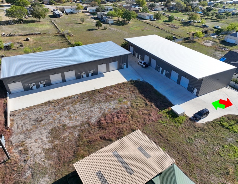 418 High Rd, Kyle, TX for lease - Building Photo - Image 3 of 7