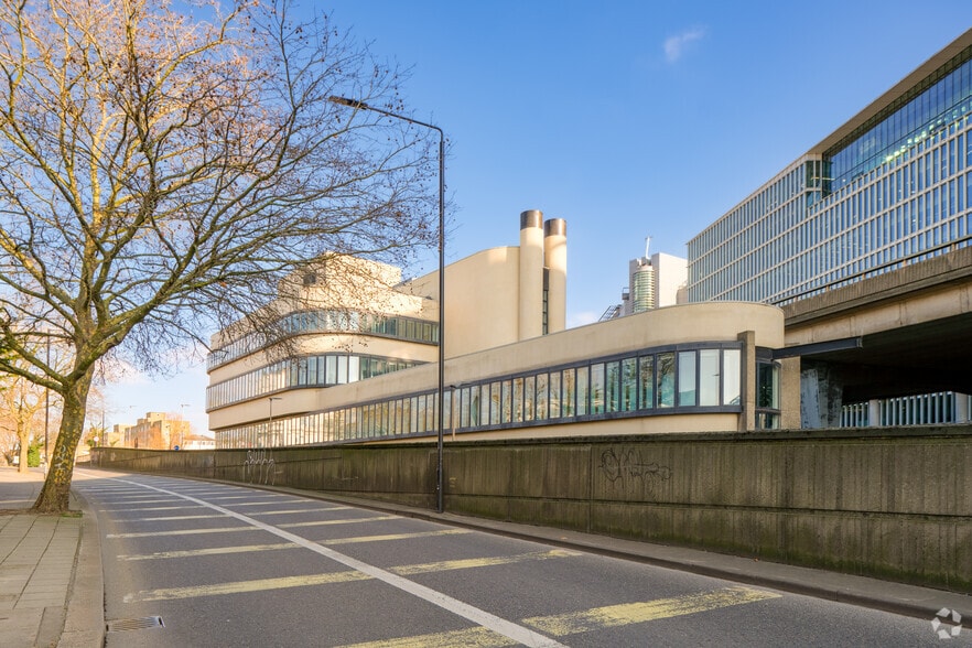 179 Harrow Rd, London for sale - Building Photo - Image 1 of 8