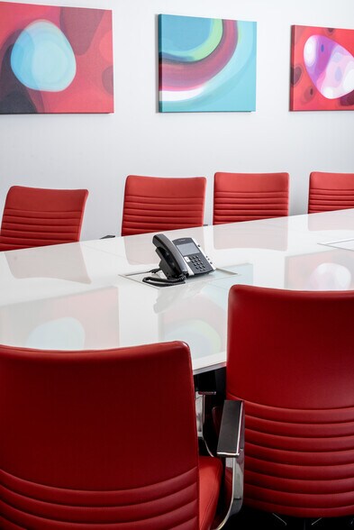 6010 W spring creek Pky, Plano, TX à louer - Photo du bâtiment - Image 3 de 13