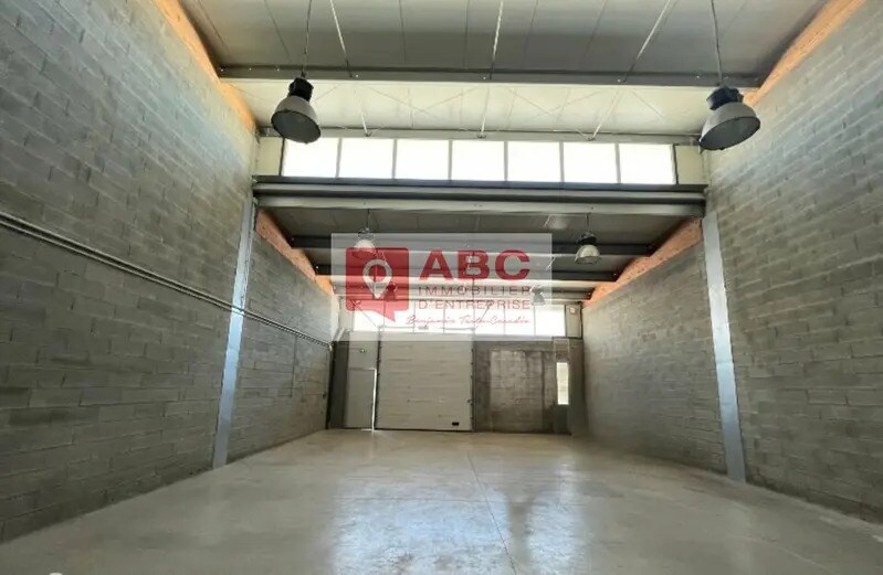Office in Castries for lease Interior Photo- Image 1 of 7