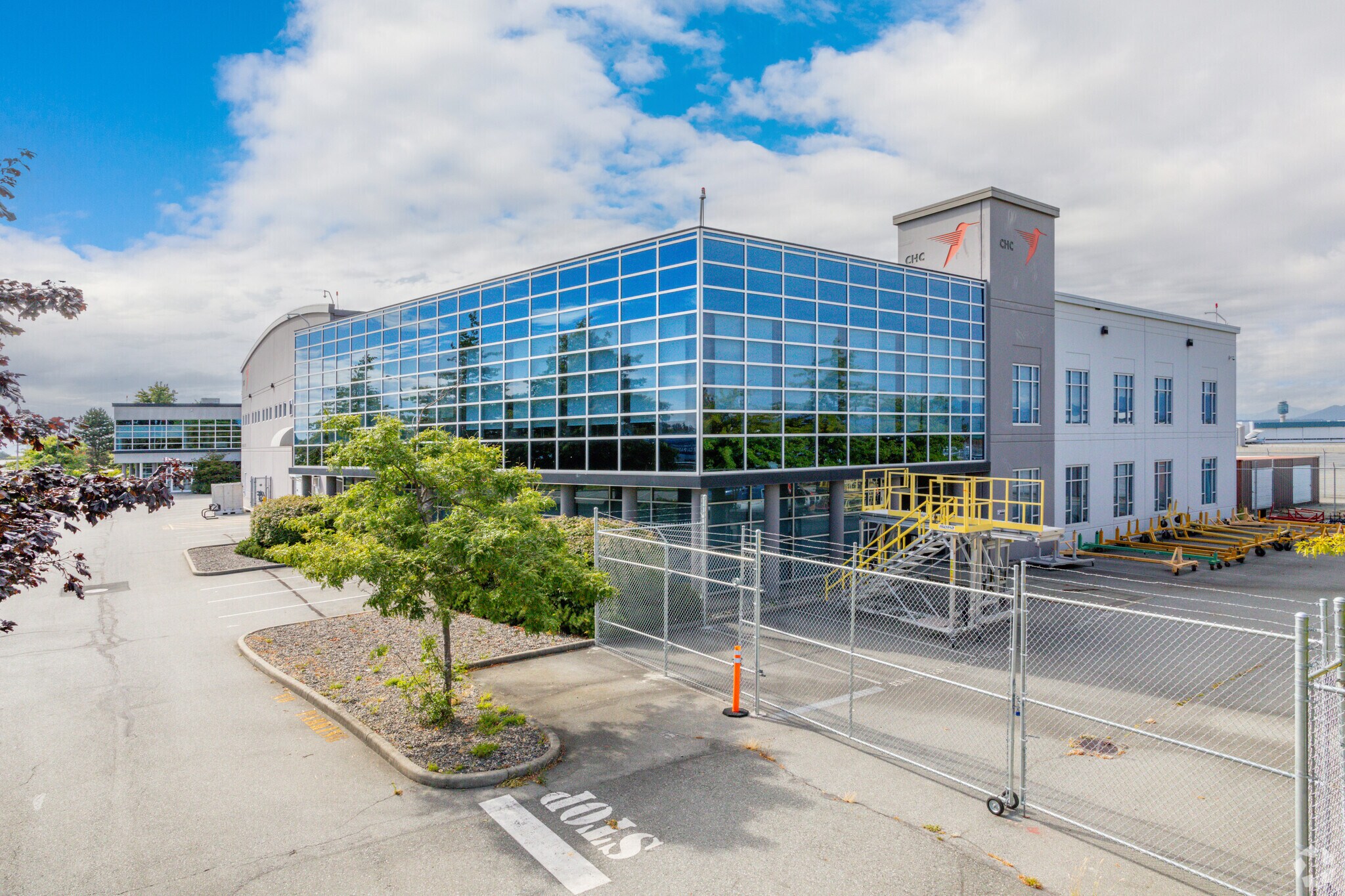 4740 Agar Dr, Richmond, BC à vendre Photo du bâtiment- Image 1 de 1