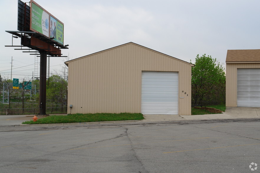 931 N Clippert St, Lansing, MI for lease - Building Photo - Image 3 of 4