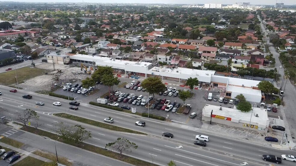 10905-10971 SW 40th St, Miami, FL à louer - Photo du bâtiment - Image 2 de 5