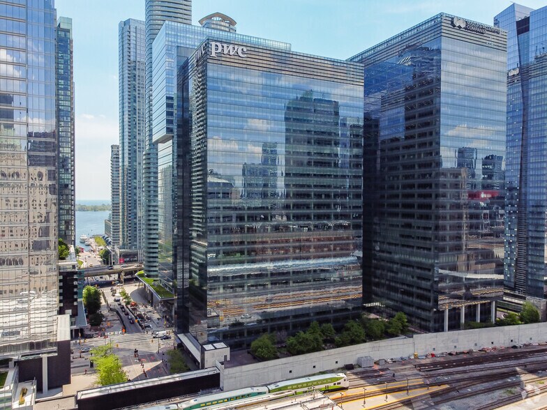 18 York St, Toronto, ON à louer - Photo du bâtiment - Image 1 de 7