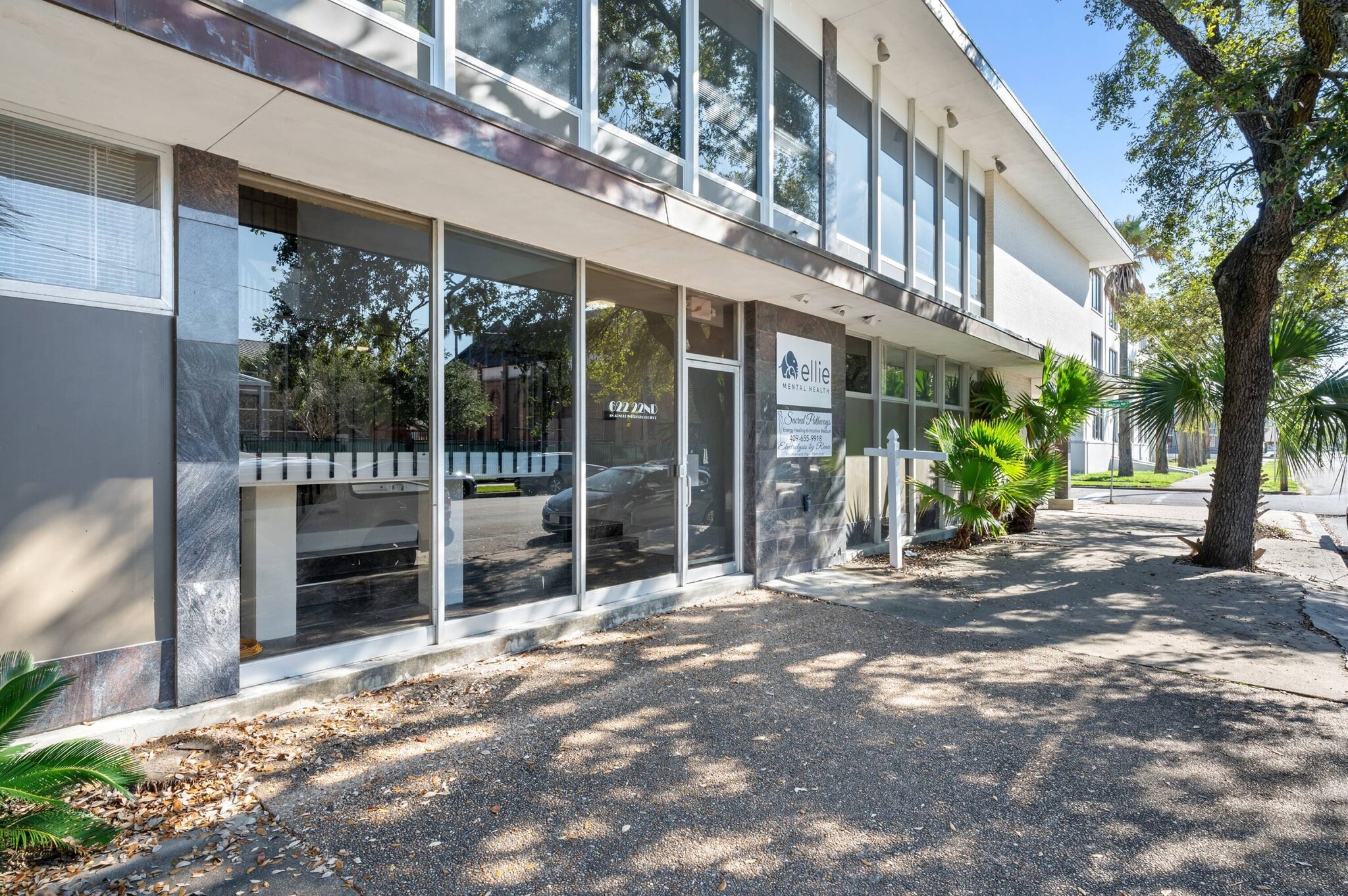 622 Kempner, Galveston, TX for lease Primary Photo- Image 1 of 54