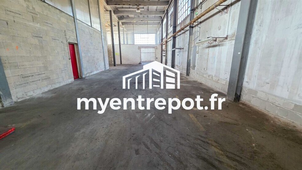 137 Avenue Ibrahim Ali, Marseille à louer - Photo du bâtiment - Image 3 de 8