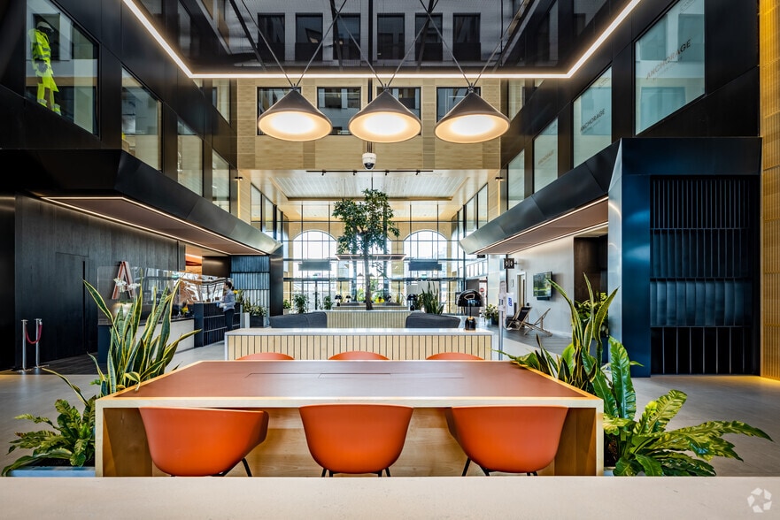 1 Anchorage Quay, Salford for sale - Lobby - Image 2 of 25