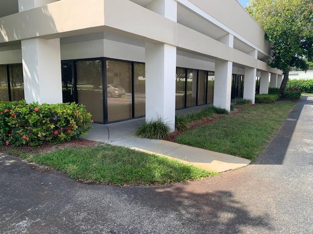 1925 S Perimeter Rd, Fort Lauderdale, FL for lease - Primary Photo - Image 3 of 4