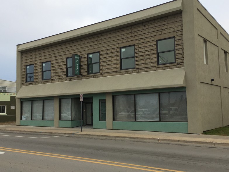 805 W Chisholm St, Alpena, MI for sale - Building Photo - Image 1 of 1