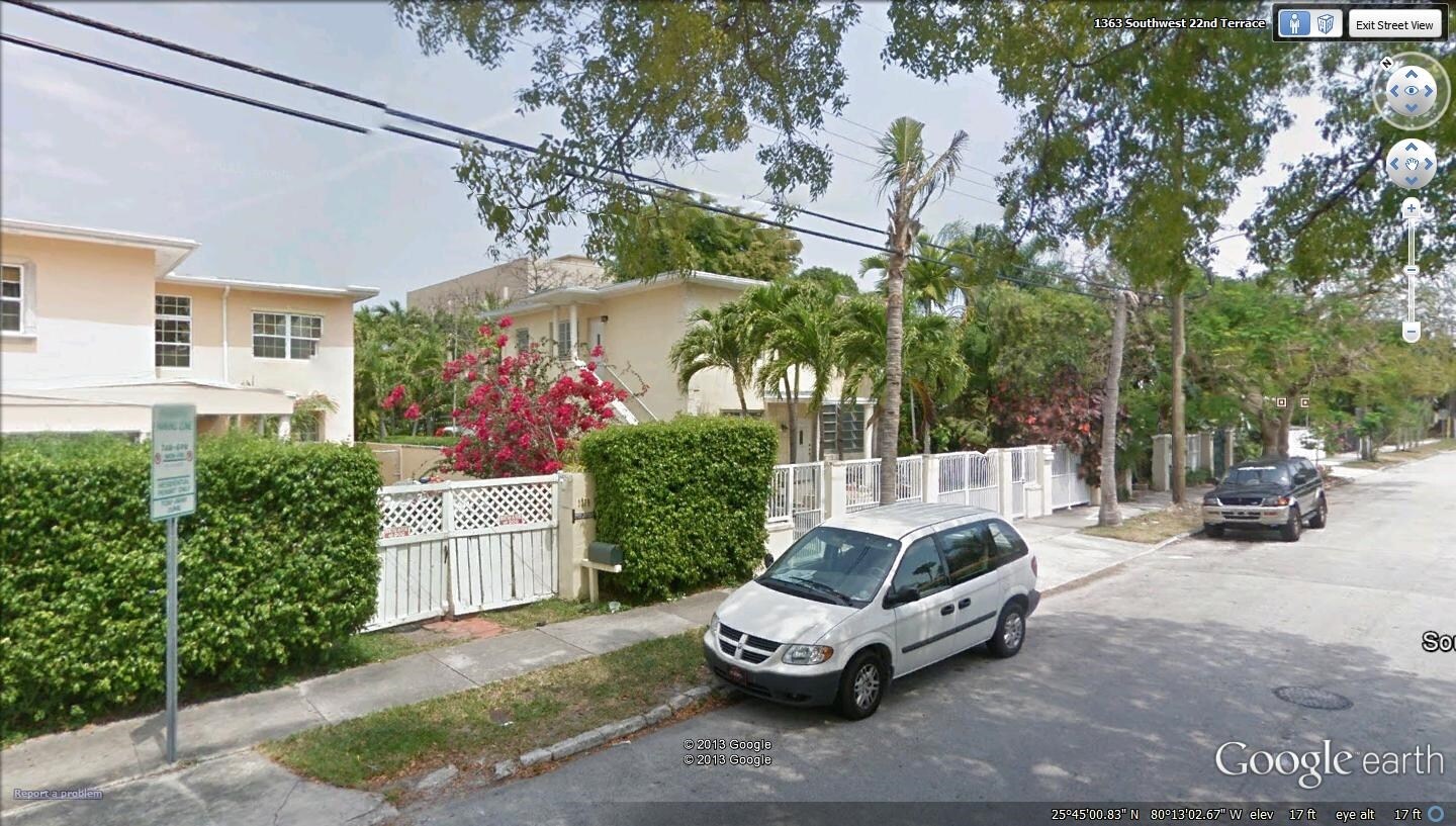 1351 SW 22nd Ter, Miami, FL à vendre Photo du bâtiment- Image 1 de 6