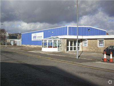 Alamein Rd, Swansea à louer - Photo du bâtiment - Image 2 de 9
