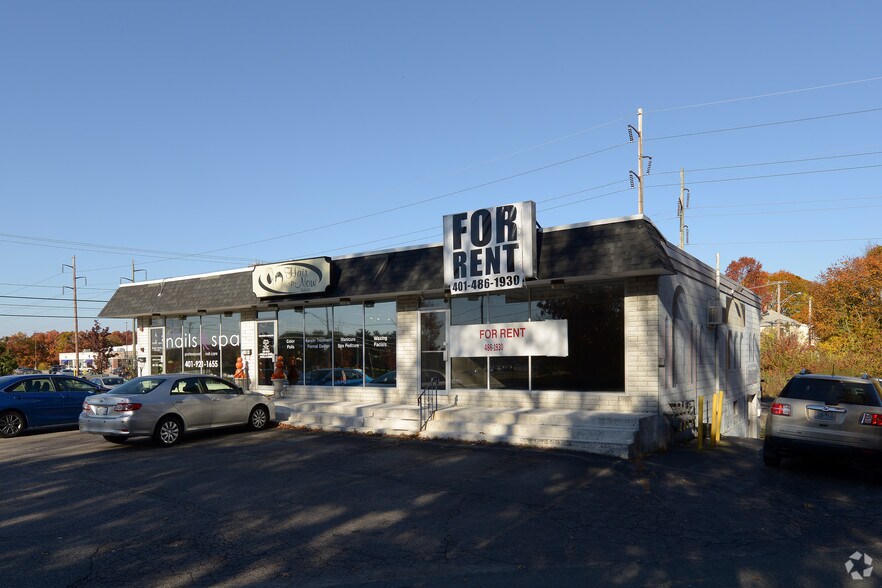 Warwick Retail Portfolio portefeuille de 4 propriétés à vendre sur LoopNet.ca - Photo principale - Image 3 de 4