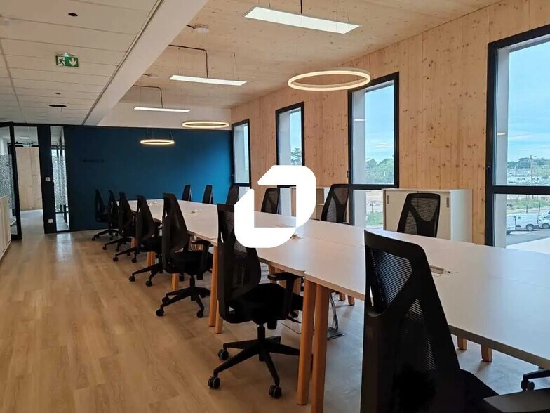 Bureau dans Montpellier à louer - Photo du bâtiment - Image 3 de 16