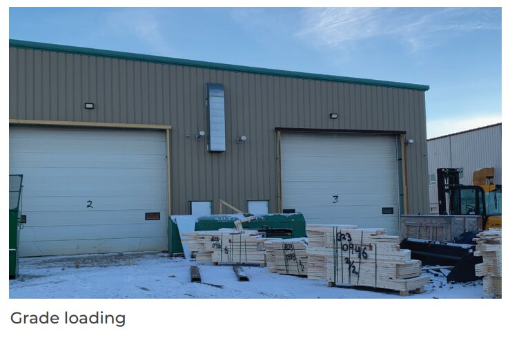 1006 17 Ave, Nisku, AB à vendre - Photo du bâtiment - Image 3 de 6